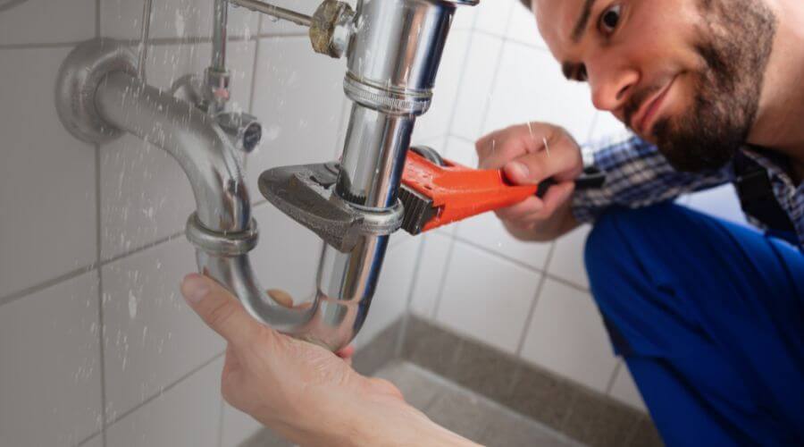 Professional same day plumber services in California, PA